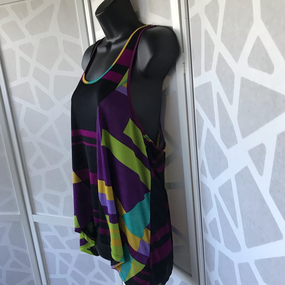 Geometric Racerback Tank - Picture 6 of 7